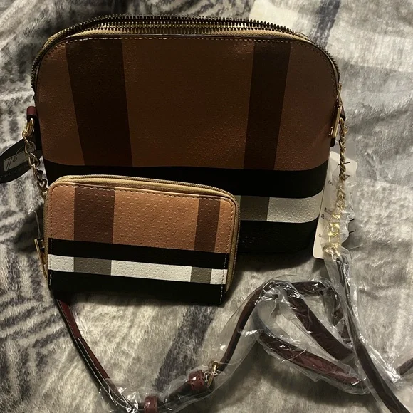 Purse with wallet and strap - Picture 2 of 2